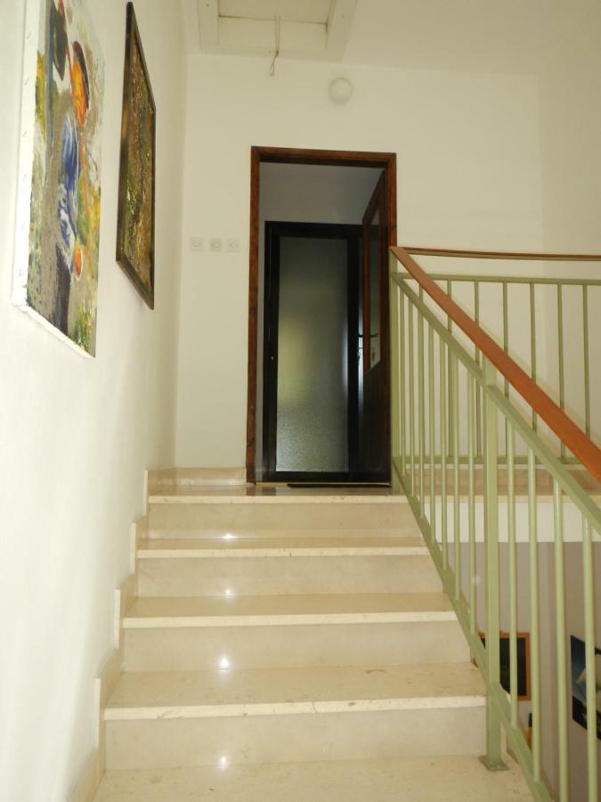 Dinka'S Apartment Stari Grad  Extérieur photo